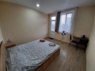 Гостевой дом Pavillion Guest House Батуми Двухместный номер с 1 кроватью и собственной ванной комнатой-6