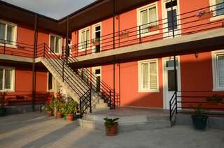 Гостевой дом Pavillion Guest House Батуми Двухместный номер с 1 кроватью и собственной ванной комнатой-49